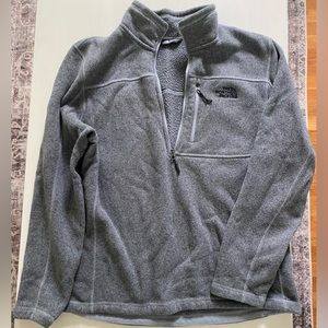 Men’s North Face 1/2 zip sweater